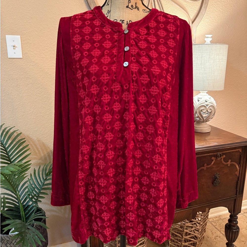 John Mark Red Velvet & Embroidered Pattern Button-Front Tunic - Picture 15 of 15